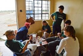 Volunteer Medical Electives Volunteers complete their Pharmacy Elective requirements by assisting with distributing medicine to disadvantaged communities in Kenya.