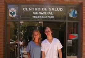 Volunteer Medicine & Healthcare Two Medicine interns stand outside their volunteer placement hospital in Argentina.