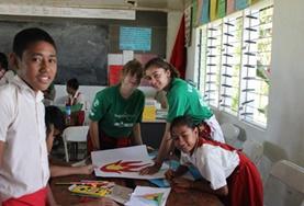 Volunteer Care High School Special volunteers work with school children at our Care & Community placement in Samoa.