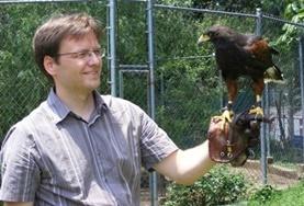 Volunteer Veterinary Medicine & <br /> Animal Care An Animal Care volunteer helps with rehabilitating a bird of prey at his Falconry project in Mexico.